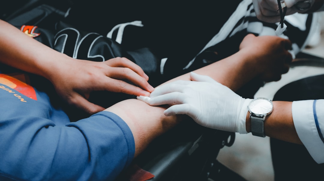 découvrez nos solutions d'assurance santé adaptées à vos besoins. protégez votre bien-être et celui de votre famille avec des couvertures complètes et un service client à l'écoute. obtenez un devis personnalisé dès aujourd'hui.