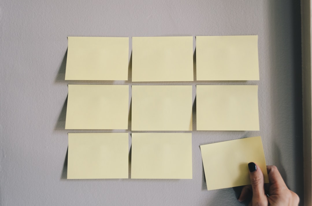 découvrez comment planifier efficacement votre retraite avec nos conseils pratiques et stratégies personnalisées. assurez votre avenir financier en anticipant vos besoins et en choisissant les meilleures options d'épargne et d'investissement.