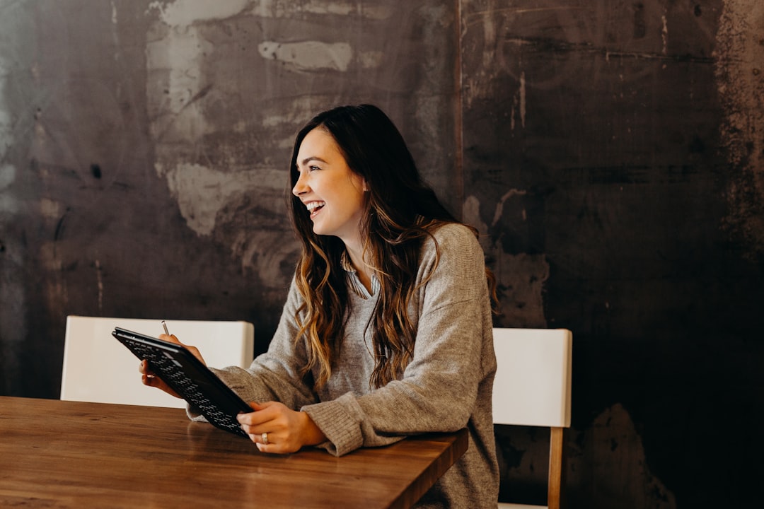 découvrez les avantages et les défis du travail indépendant. apprenez comment réussir en tant qu'auto-entrepreneur grâce à nos conseils pratiques et nos ressources dédiées.