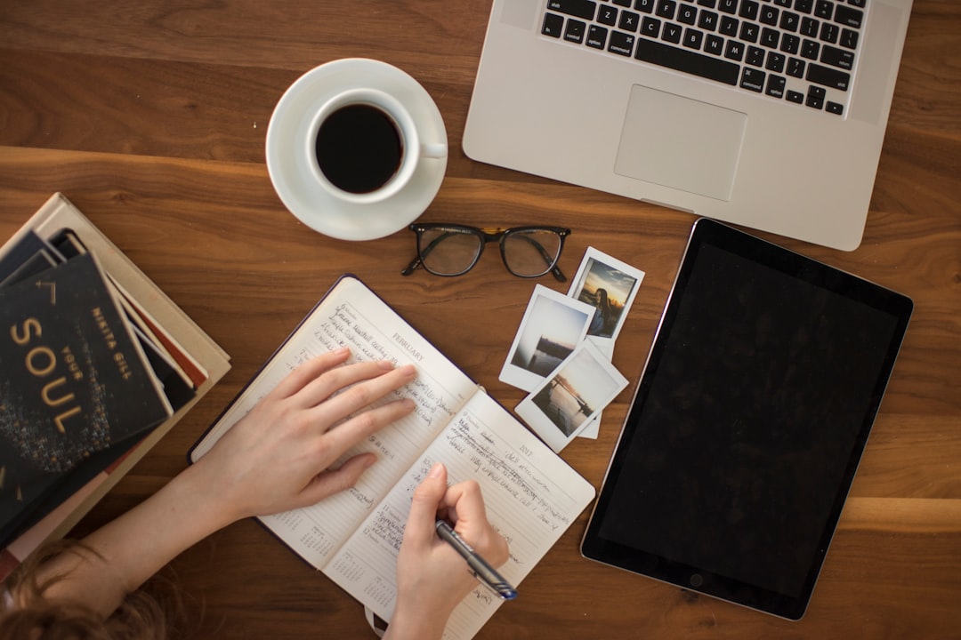 découvrez l'importance de l'assurance vie pour protéger vos proches et garantir leur avenir financier. informez-vous sur les différents types de polices, leurs avantages et comment choisir la solution adaptée à vos besoins.