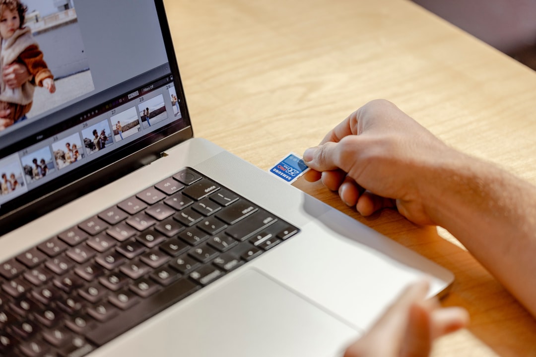 découvrez les avantages de la facturation électronique (e-invoicing) : rapidité, efficacité et conformité fiscale. transformez votre processus de facturation en un système numérique moderne qui réduit les coûts et améliore la gestion financière de votre entreprise.
